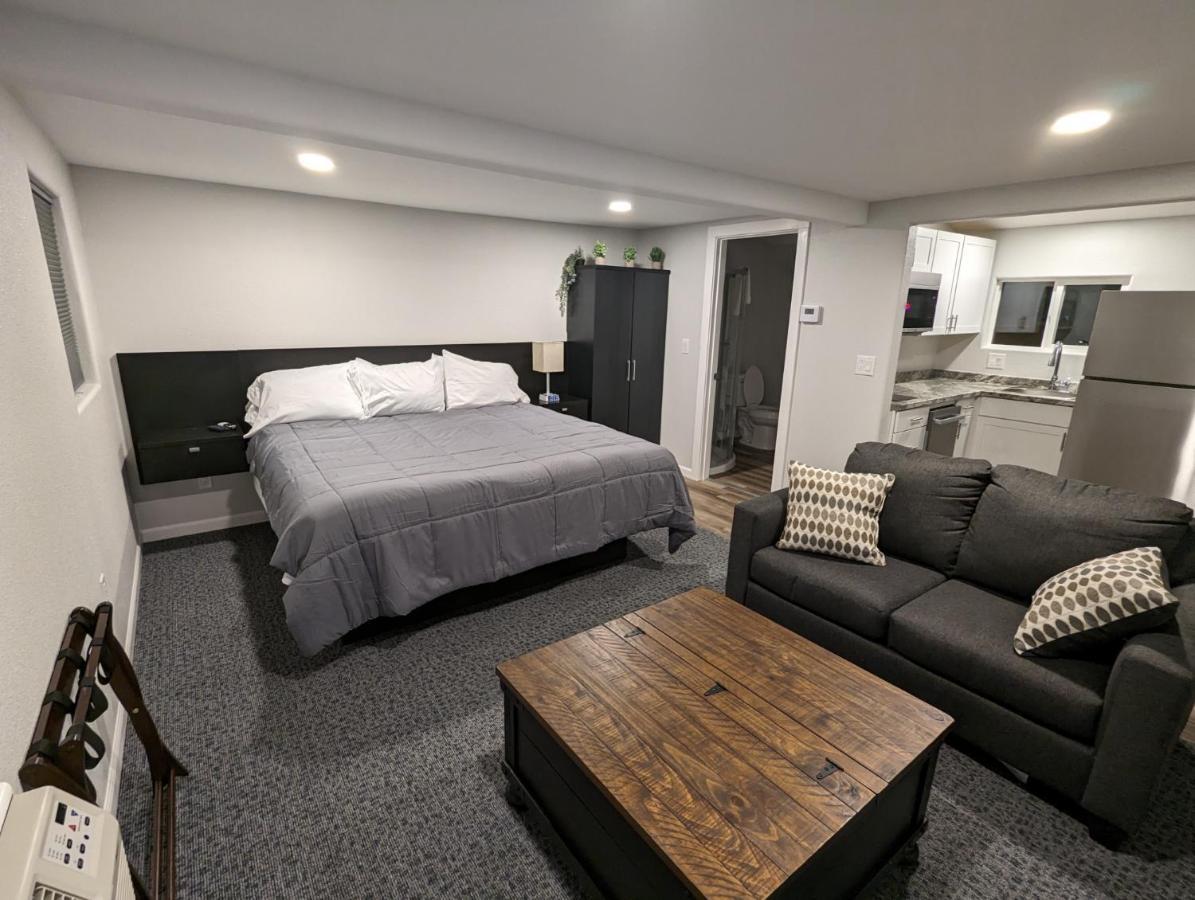 Snowy Mountain Inn Saratoga Екстериор снимка